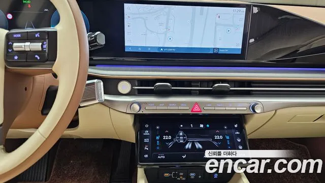 Hyundai Grandeur Grandeur (GN7) 3.5 Бензин 2WD — Фото автомобиля 13