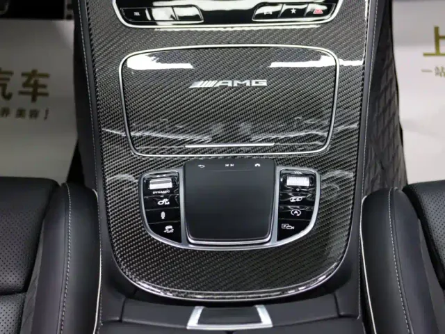 Mercedes-Benz E-Class AMG — Фото автомобиля 18