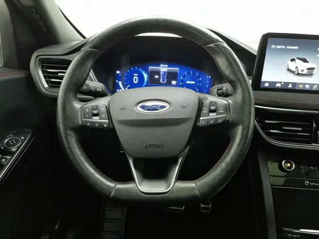 Ford Escape — Фото автомобиля 11