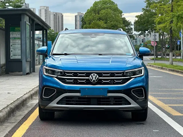 Volkswagen Tayron — Фото автомобиля 2