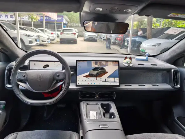 Leapmotor Lafa 5 — Фото автомобиля 9