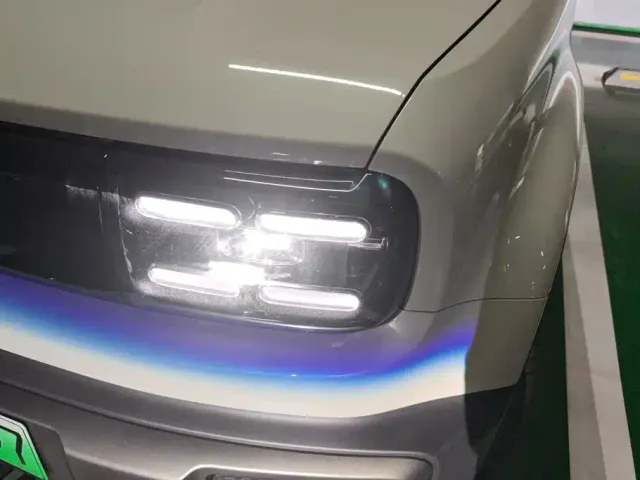 Baojun Yep Plus — Фото автомобиля 5