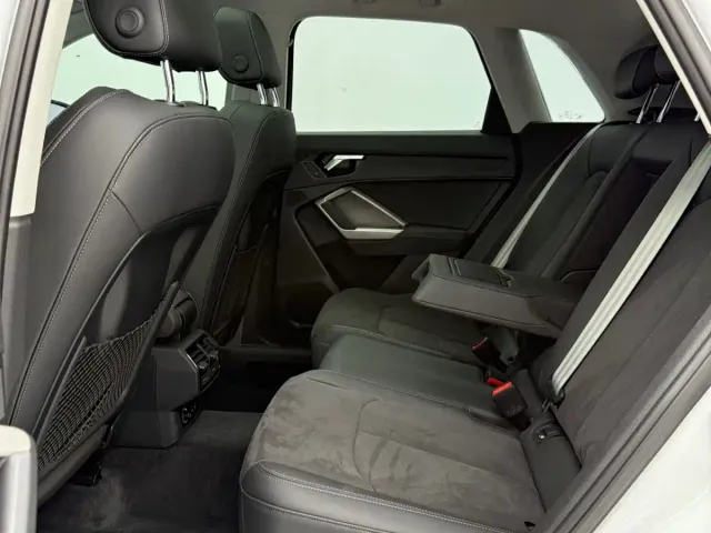 Audi Q3 — Фото автомобиля 12