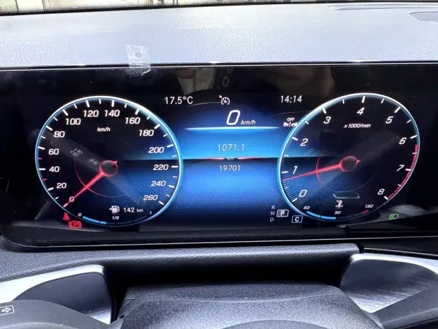 Mercedes-Benz GLB-Class — Фото автомобиля 19