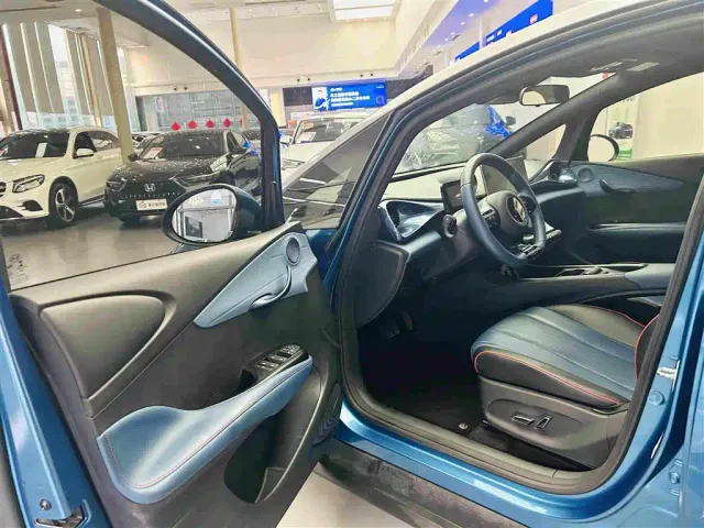 BYD Dolphin — Фото автомобиля 21