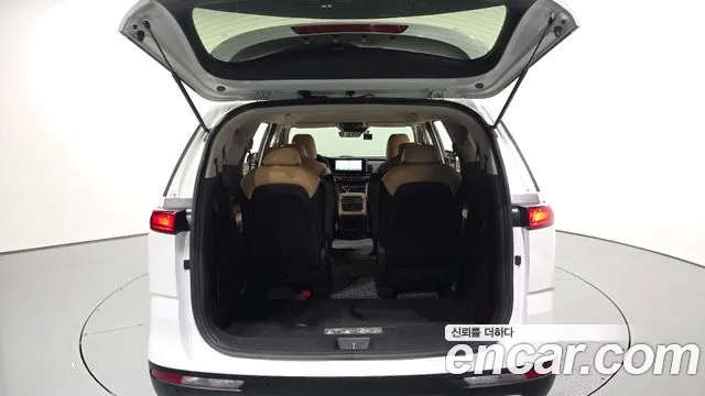 Kia Carnival 4th Gen — Фото автомобиля 20