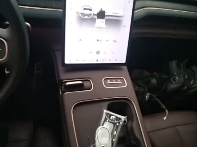 Nio EC7 — Фото автомобиля 13