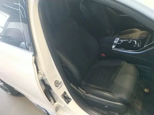 Mercedes-Benz C-Class — Фото автомобиля 24