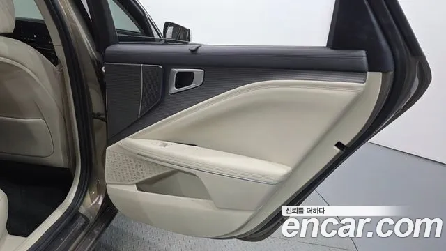 Kia K8 K8 (New) Hybrid — Фото автомобиля 25