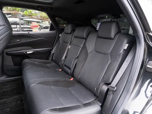 Lexus RX — Фото автомобиля 12
