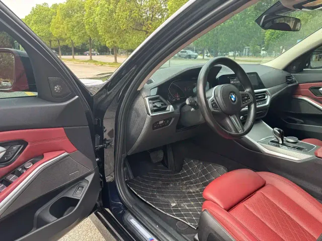 BMW 3 Series — Фото автомобиля 4