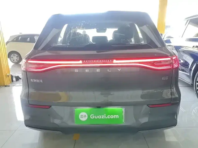 Geely Galaxy E5 — Фото автомобиля 5
