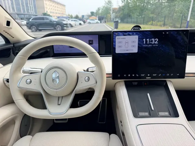 Stelato S9T — Фото автомобиля 15