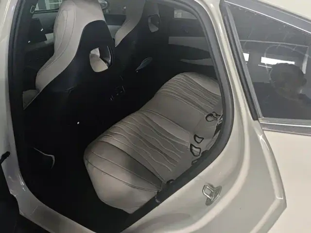 BYD Seal 06 — Фото автомобиля 11
