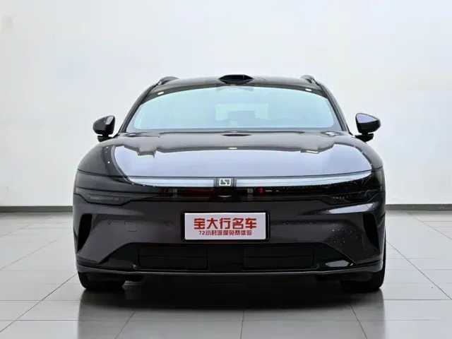 Zeekr 007 GT — Фото автомобиля 3