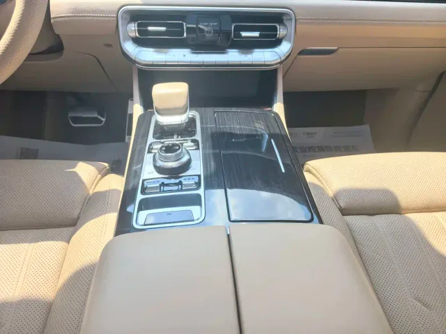 BAIC BJ60 Thunder — Фото автомобиля 11