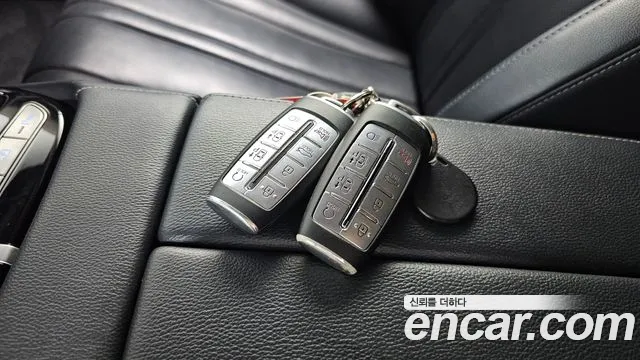 Genesis G80 RG3 — Фото автомобиля 21