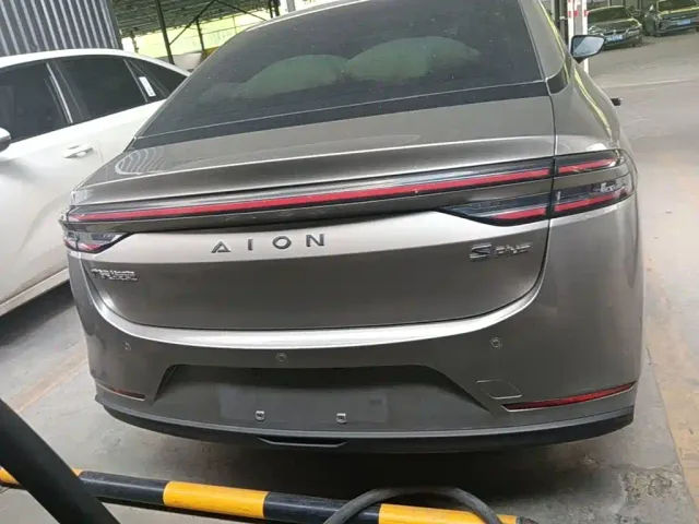 GAC Aion S Plus — Фото автомобиля 5