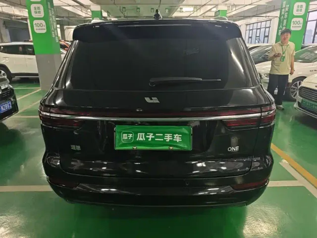 Li Auto Li ONE 2021 Extended Range 6-Seater — Фото автомобиля 6