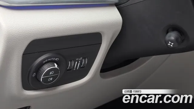 Jeep Cherokee Grand Cherokee(WL) L 3.6 Overland — Фото автомобиля 15