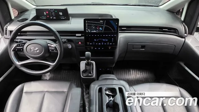 Hyundai Staria — Фото автомобиля 10