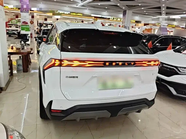 Geely Galaxy L7 — Фото автомобиля 4