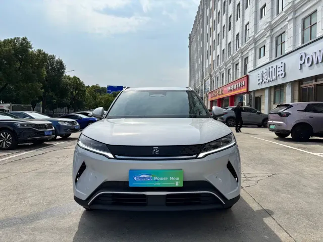 BYD Yuan UP — Фото автомобиля 2