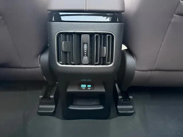 BYD Song PLUS — Фото автомобиля 26