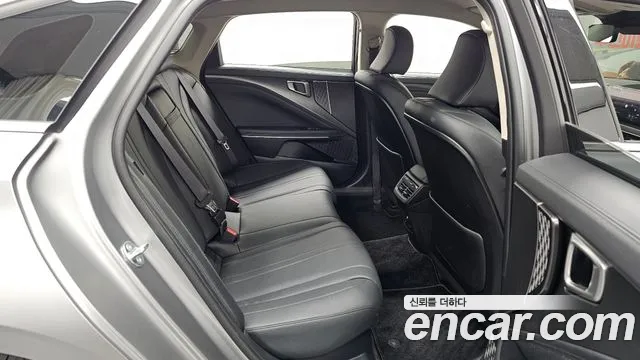 Kia K8 K8 (New) Hybrid — Фото автомобиля 12