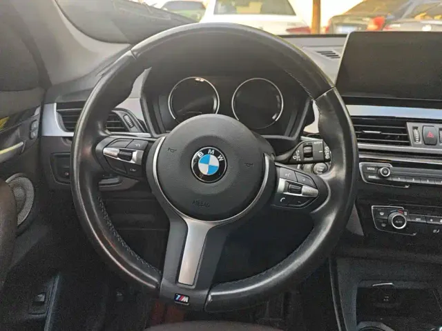 BMW X1 — Фото автомобиля 15