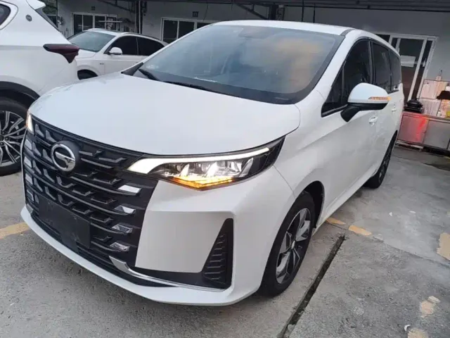 Фотография автомобиля — GAC Trumpchi M6