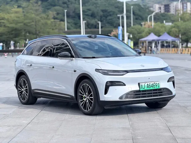 Leapmotor C11 — Фото автомобиля 3