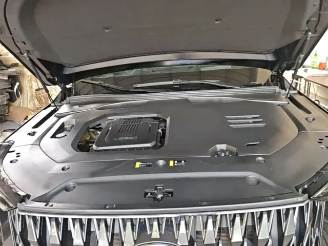 GAC Trumpchi GS8 — Фото автомобиля 19