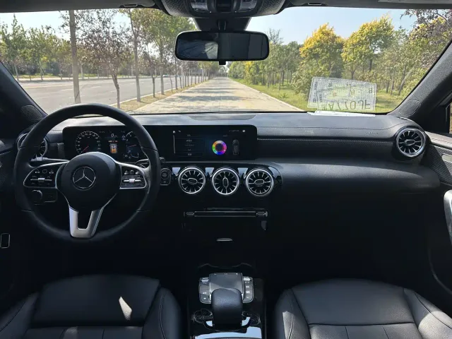 Mercedes-Benz A-Class — Фото автомобиля 12