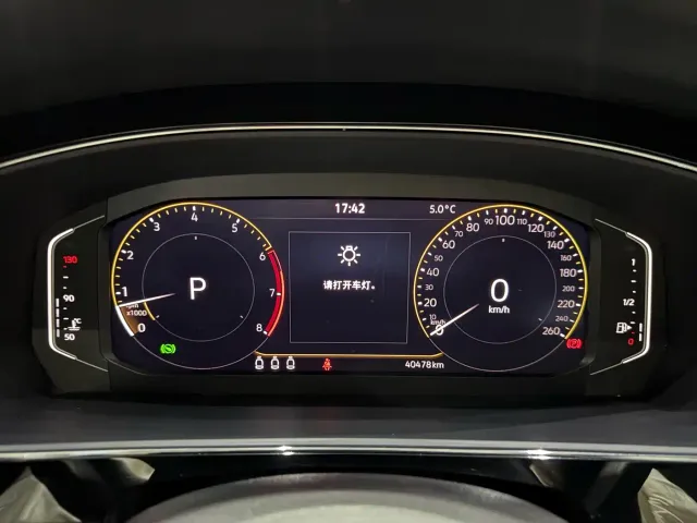 Volkswagen Passat — Фото автомобиля 14