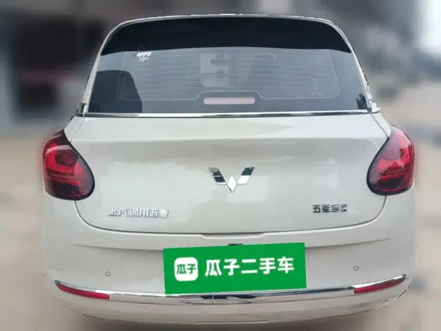 Wuling Bingo — Фото автомобиля 3