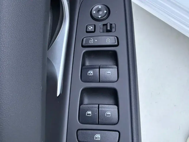 Hyundai Elantra — Фото автомобиля 16