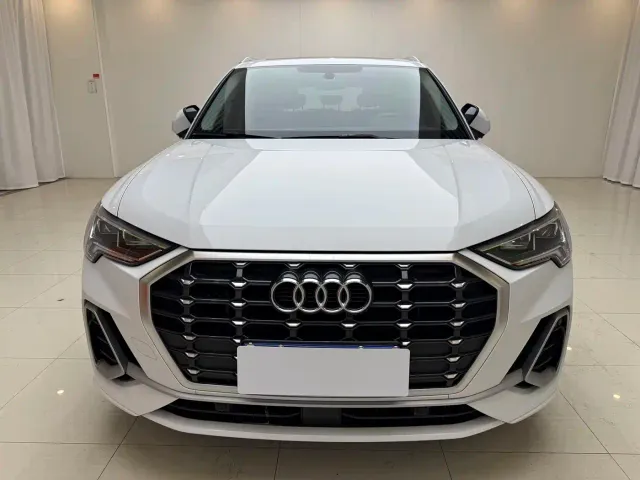 Audi Q3 — Фото автомобиля 2