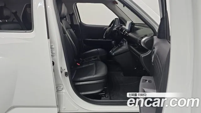 Hyundai Casper Casper Essential Light — Фото автомобиля 25