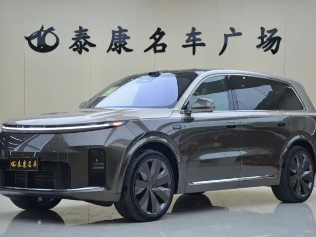 Фотография автомобиля — Li Auto L9