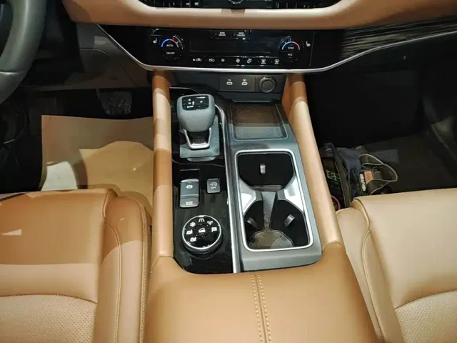 Nissan Terra — Фото автомобиля 13