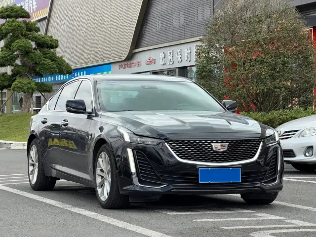 Cadillac CT5 — Фото автомобиля 3