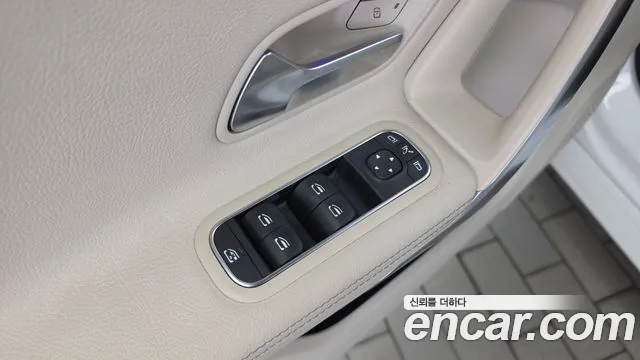 Mercedes-Benz A-Class W177 — Фото автомобиля 27