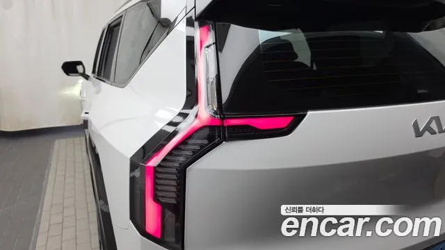 Kia EV9 — Фото автомобиля 19