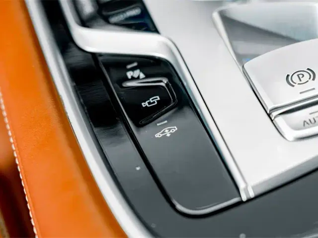 BMW 7 Series — Фото автомобиля 16