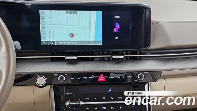 Kia Carnival Generation 4 — Фото автомобиля 14