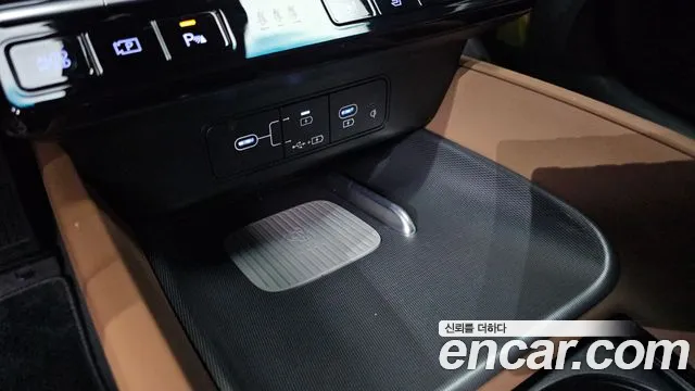 Hyundai Grandeur GN7 — Фото автомобиля 30