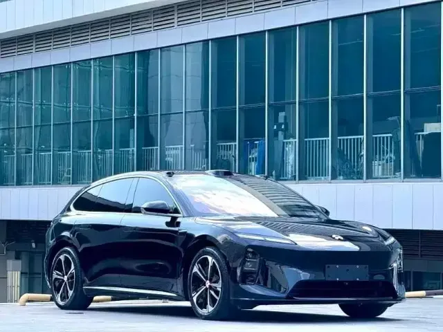 Nio ET5 Touring — Фото автомобиля 3