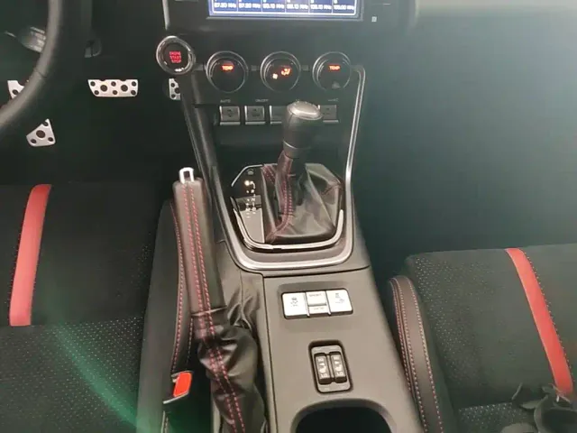 Subaru BRZ — Фото автомобиля 13