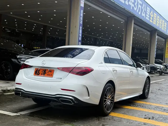 Mercedes-Benz C-Class — Фото автомобиля 4